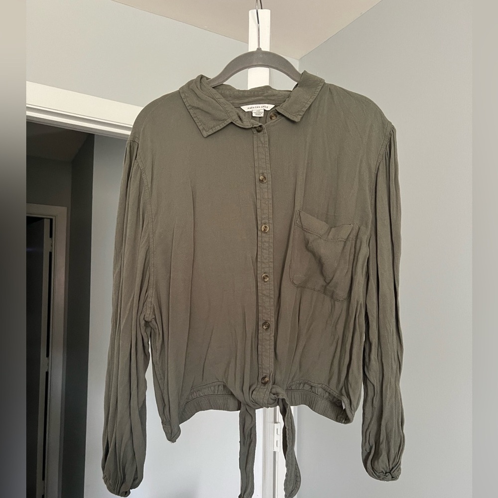 American Eagle Outfitters Olive Green Button-Up Tie-Hem Blouse